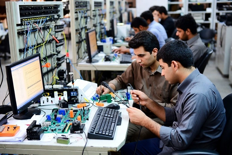 خرید مدرک لیسانس مهندسی برق قانونی و تضمینی